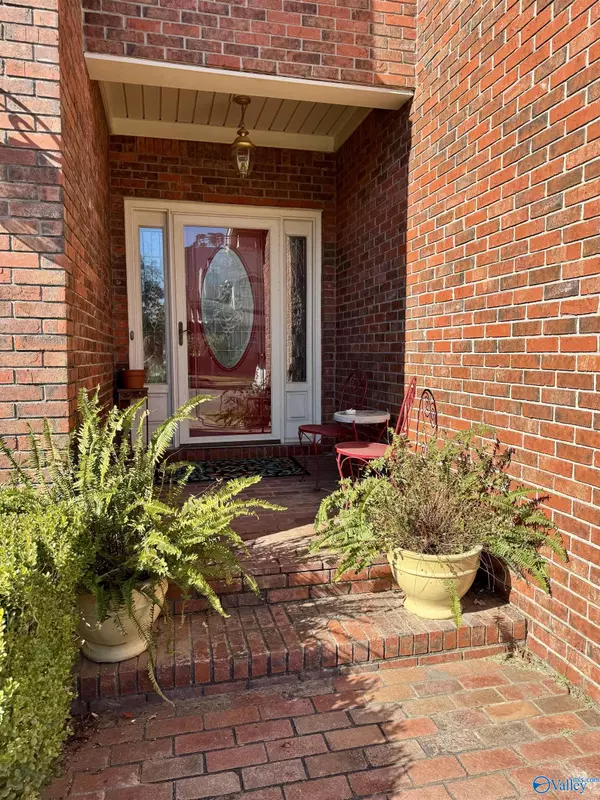 Decatur, AL 35601,1611 Riverbend Place SE