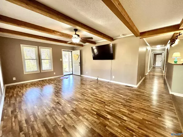 Athens, AL 35614,21521 Cairo Hollow Road