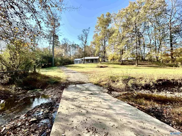 Athens, AL 35614,21521 Cairo Hollow Road