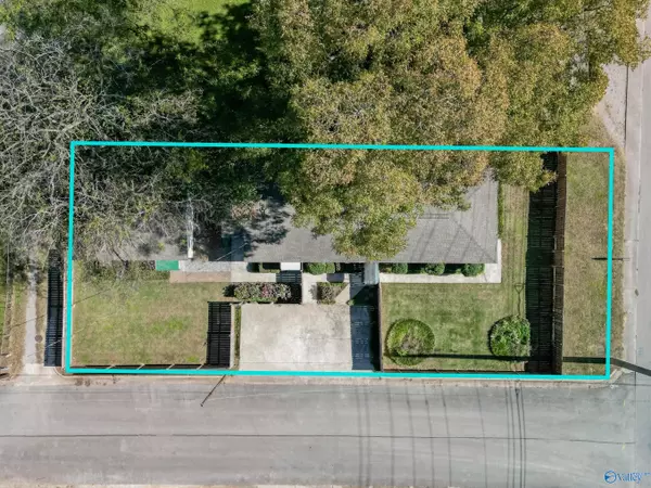 Huntsville, AL 35805,2724 10th Avenue SW