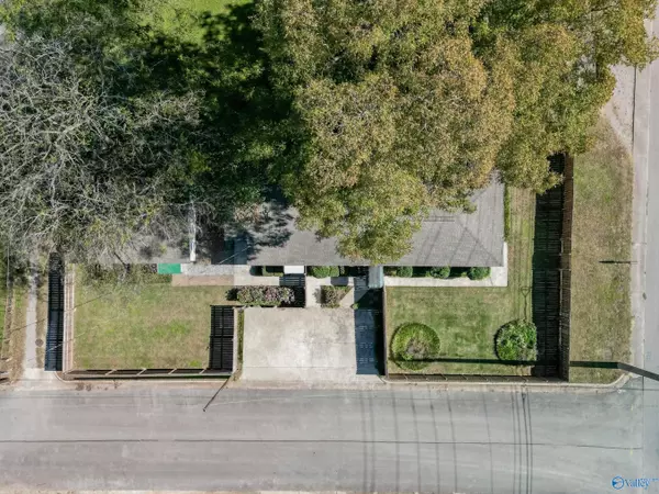 Huntsville, AL 35805,2724 10th Avenue SW