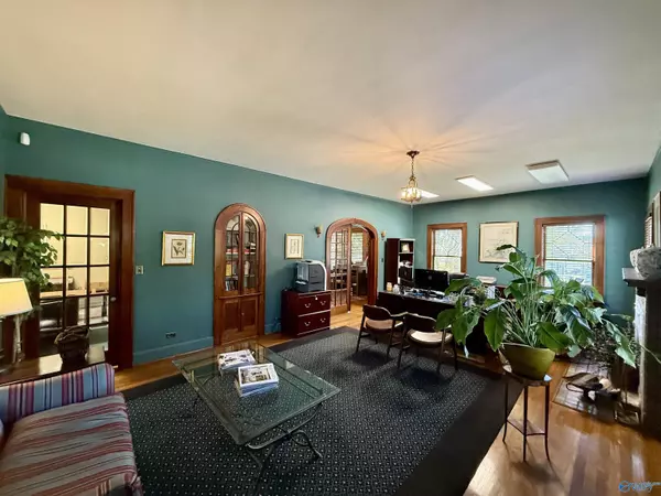 Gadsden, AL 35901,704 S 4th Street