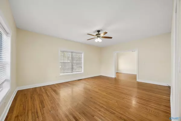 Scottsboro, AL 35768,211 S Kyle Street