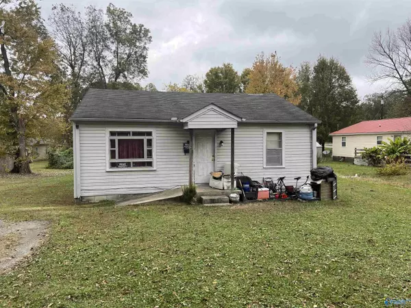 409 NE College Street NE, Hartselle, AL 35640