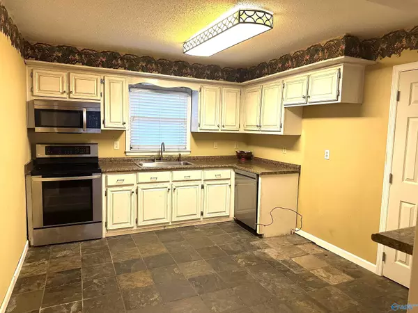 Albertville, AL 35950,1410 Bains Street