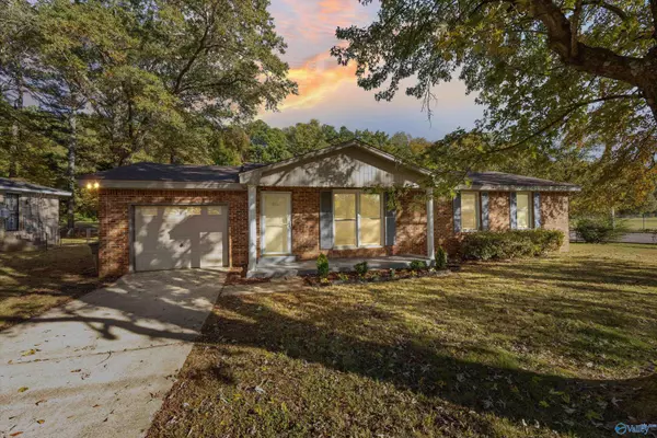 3304 NW Watson Drive, Huntsville, AL 35810