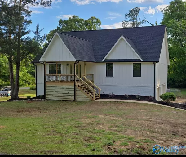 702 N Airport Road, Jasper, AL 35504