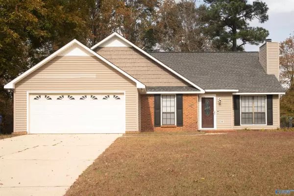 1805 Apache Drive, Albertville, AL 35950