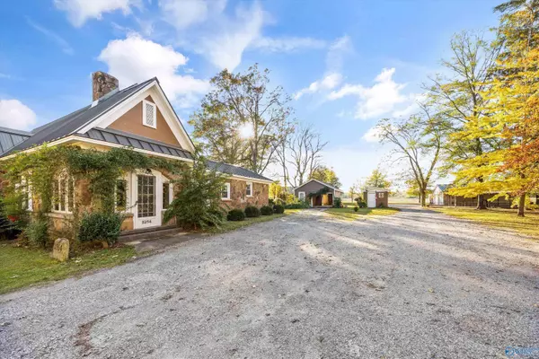 New Hope, AL 35760,2354 Old Gurley Pike