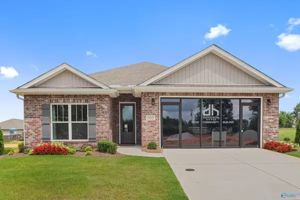 105 River Pointe Drive, New Market, AL 35824