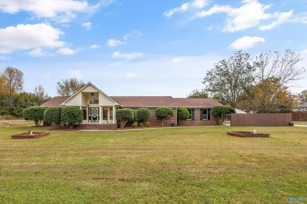 15974 Sanderson Lane, Athens, AL 35613