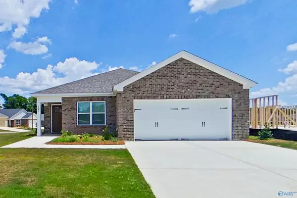 101 Denise Drive, Prattville, AL 36066