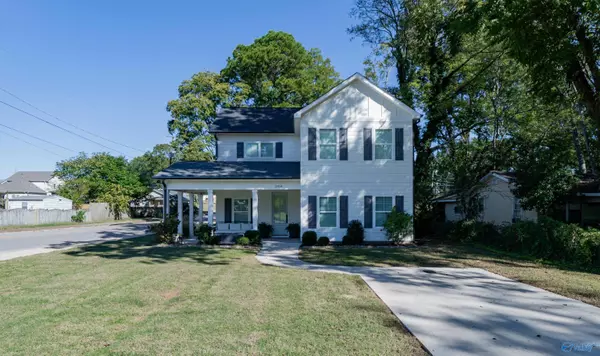 3014 7th Avenue SW, Huntsville, AL 35805