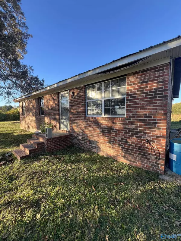 Boaz, AL 35957,3811 County Road 25