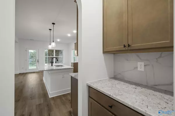 Huntsville, AL 35811,216 Lookout Point Road