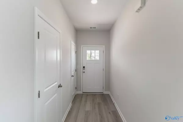 Madison, AL 35756,8179 Huspa Avenue