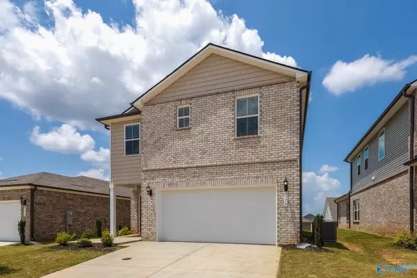 Madison, AL 35756,8179 Huspa Avenue