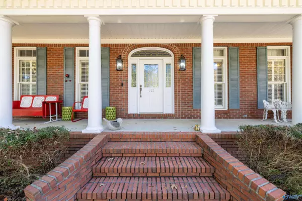 Hamilton, AL 35570,121 Brookhaven Lane