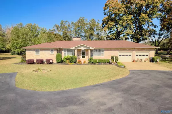 259 East Pike Road, Falkville, AL 35622