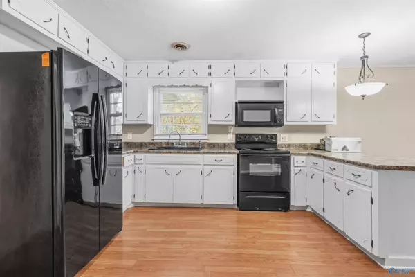 Decatur, AL 35601,1402 11th Avenue SE