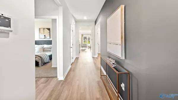 Owens Cross Roads, AL 35763,9943 Sequoyah Cove Drive SE