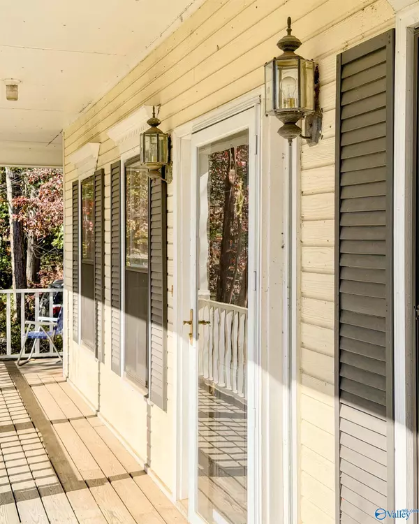 Decatur, AL 35603,211 Ghost Hill Road