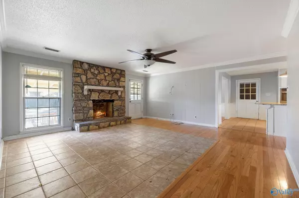 Hartselle, AL 35640,1218 Seminole Drive NW