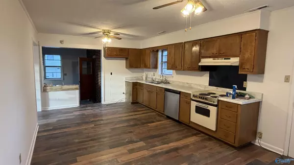 Athens, AL 35611,111 Edinburgh Drive