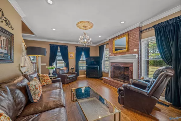 Albertville, AL 35951,1072 Blessing Road