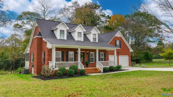 Albertville, AL 35951,1072 Blessing Road