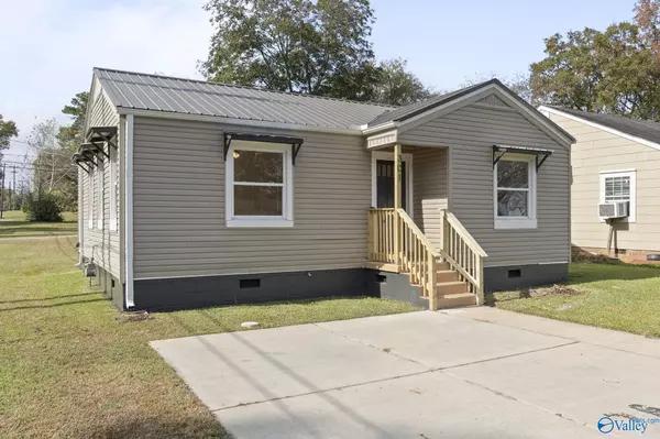 Decatur, AL 35601,301 8th Avenue NW