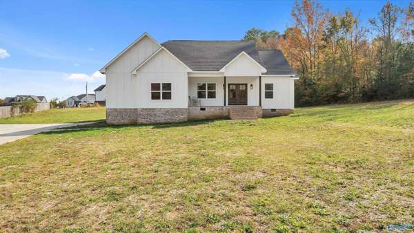 6 Keystone Trail, Grant, AL 35747