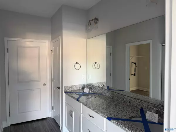 Decatur, AL 35603,3237 Mcclellan Way