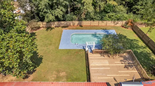 Owens Cross Roads, AL 35763,9623 Highway 431 N