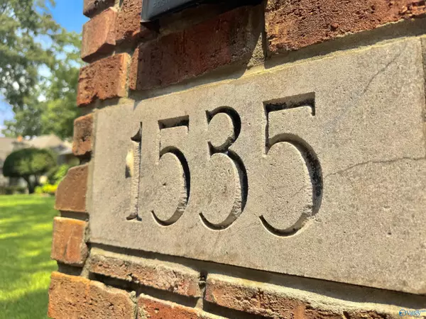 Decatur, AL 35601,1535 Blackhall Lane