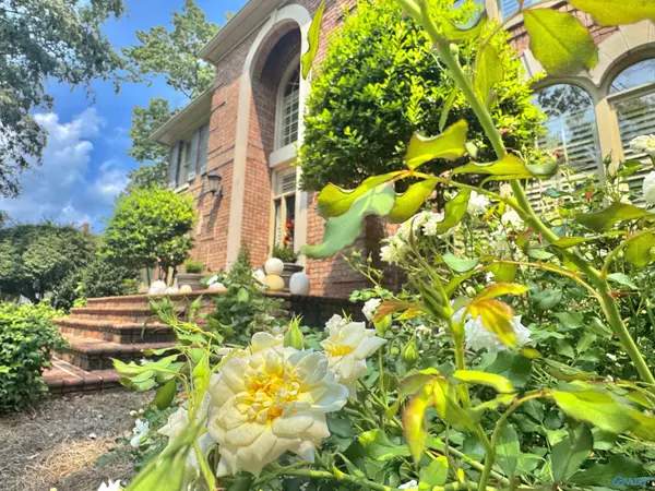 1535 Blackhall Lane, Decatur, AL 35601