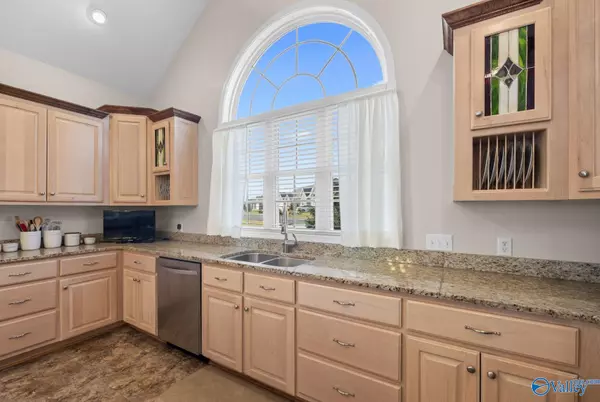 Boaz, AL 35956,94 Village Lane