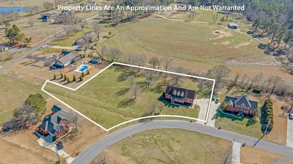 Albertville, AL 35951,75 Pebble Brook Drive