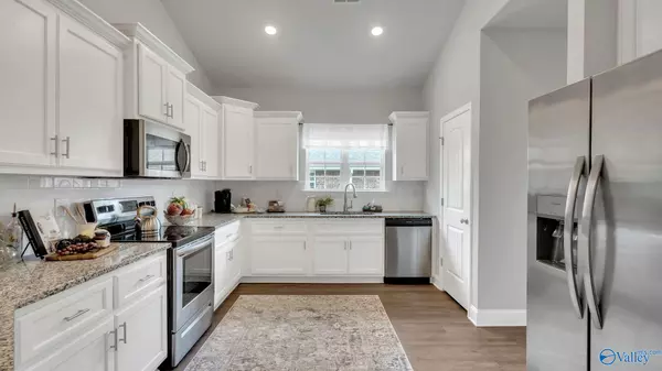 Huntsville, AL 35810,207 Rim Rock Circle