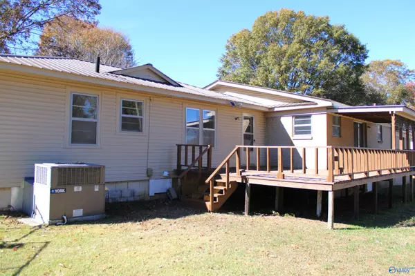 Boaz, AL 35957,905 Snowden Circle