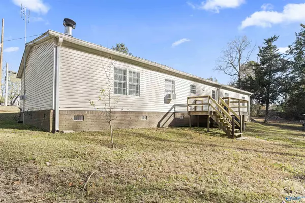 Vinemont, AL 35179,8585 County Road 1082