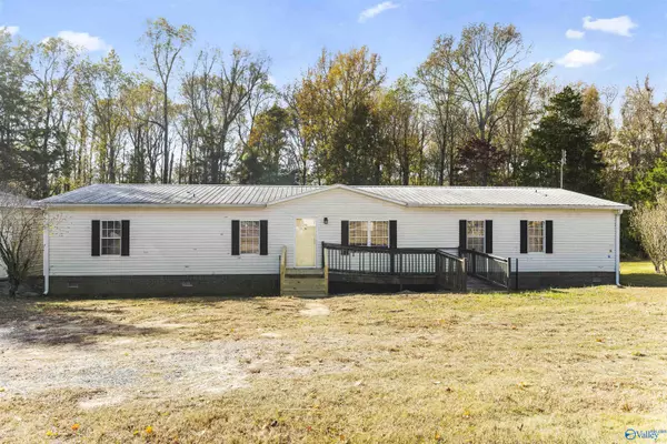 8585 County Road 1082, Vinemont, AL 35179