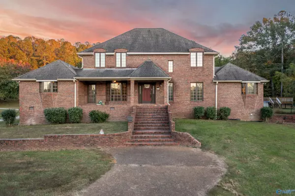 911 Sibert Circle, Glencoe, AL 35905