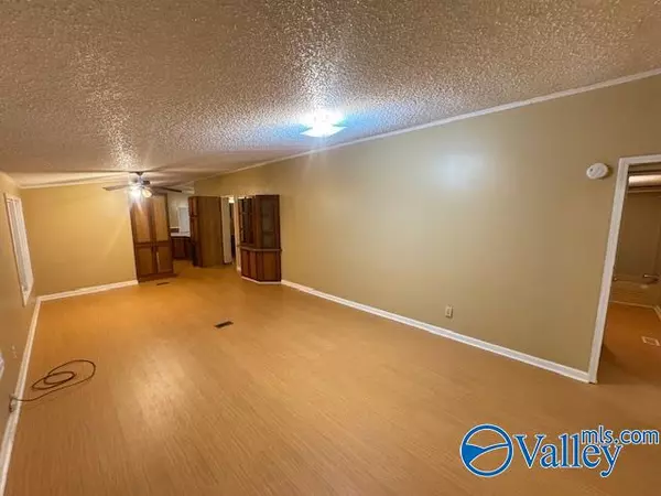 Gurley, AL 35748,498 Berry Hollow Road