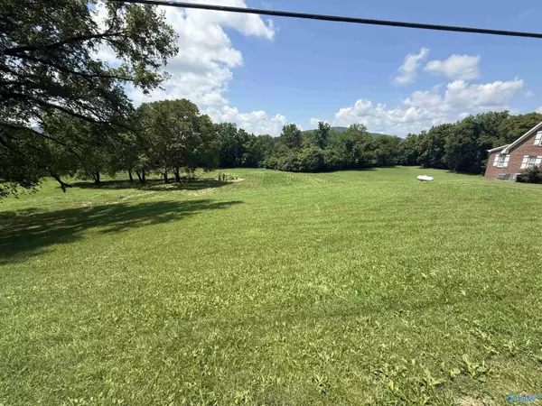 # Tom Rutland Road, Gurley, AL 35748