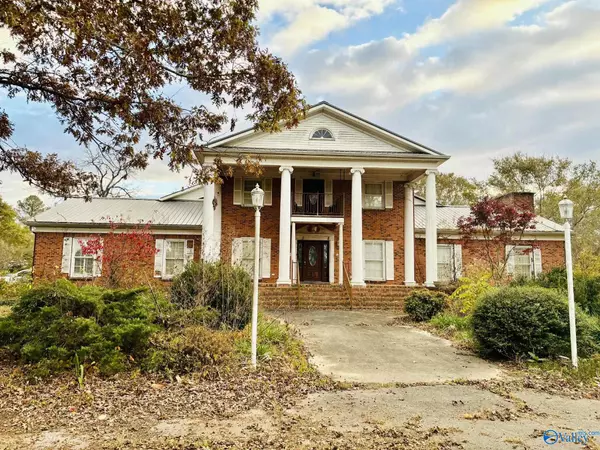 Falkville, AL 35622,319 Hwy 55 E