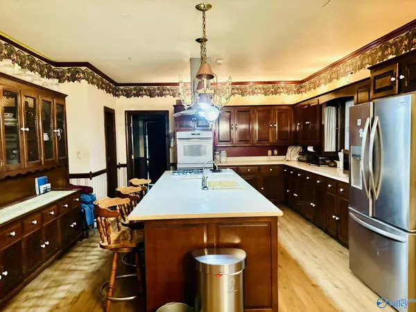 Falkville, AL 35622,319 Hwy 55 E