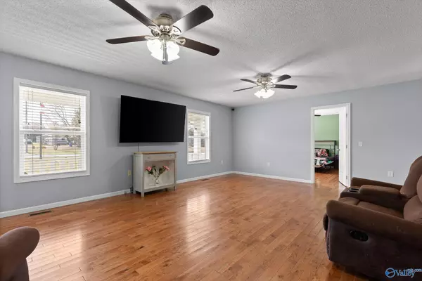 Fort Payne, AL 35968,2424 County Road 505