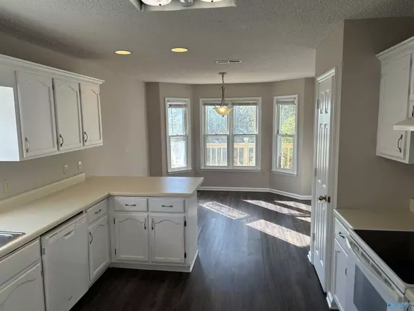 Huntsville, AL 35803,550 Farmingdale Drive