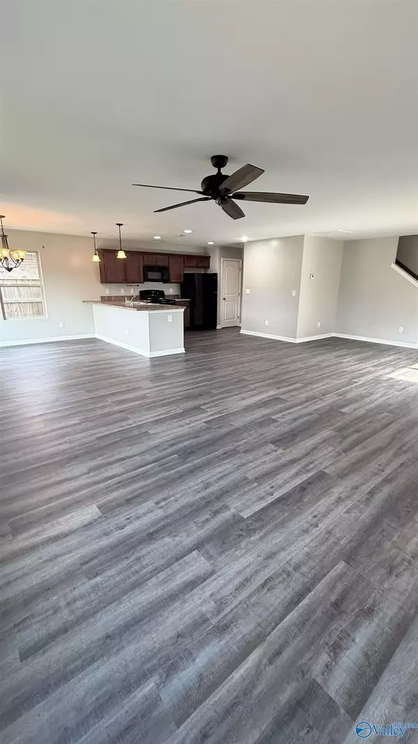 Owens Cross Roads, AL 35763,128 Winstead Circle